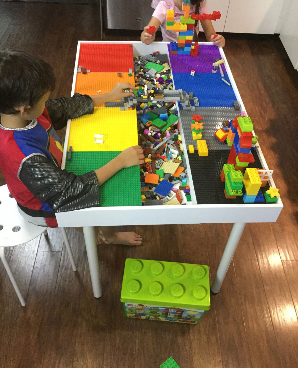 Lego Table – center storage pocket – The Queen of Games